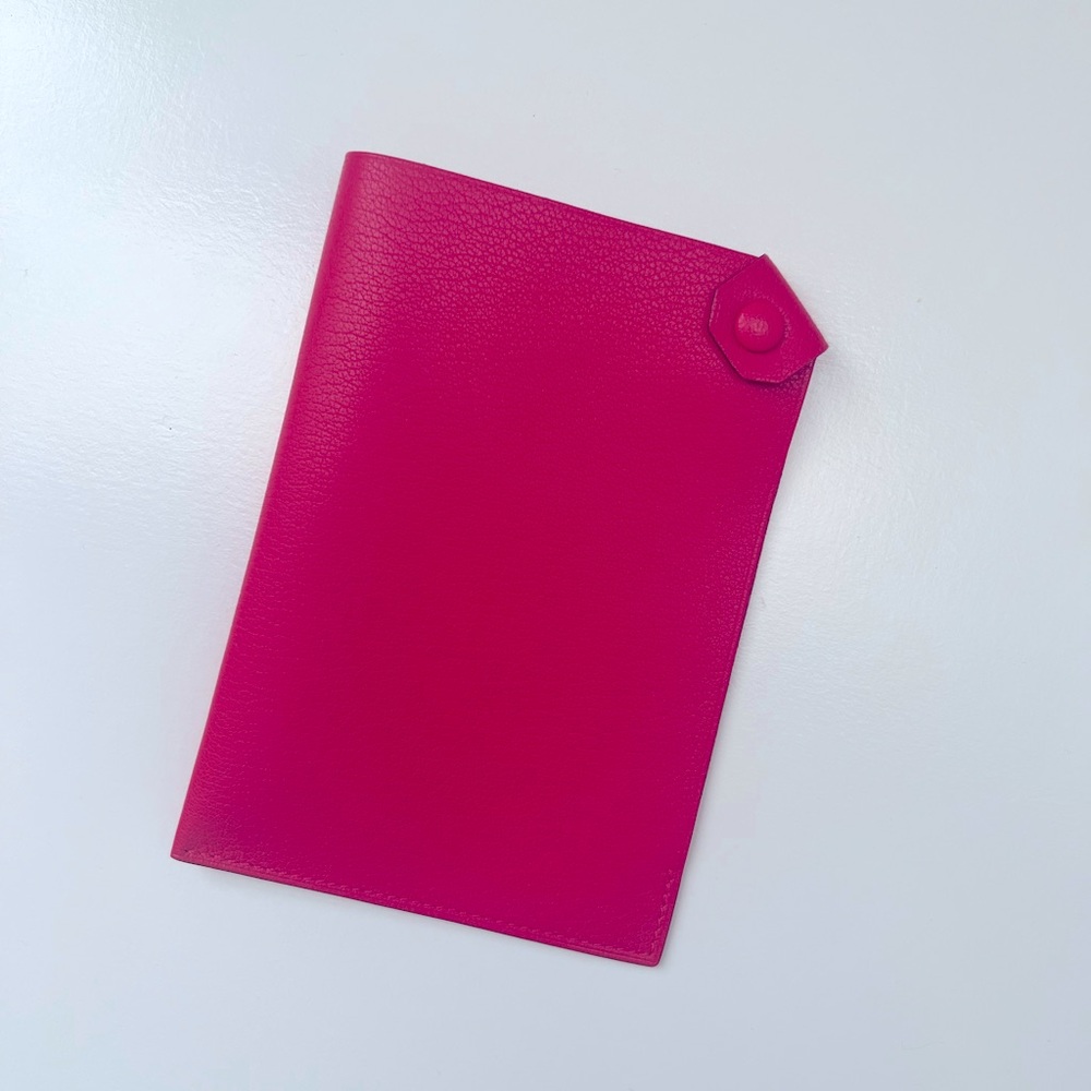 🔥HERMES PASSPORT HOLDER